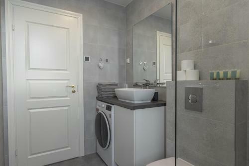 Kalamehe Modern Apartment 2 Near City Center