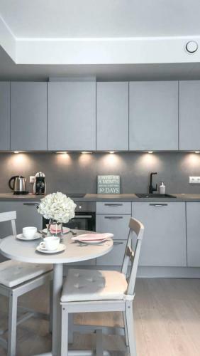 Kalamehe Modern Apartment 2 Near City Center