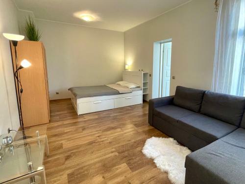 Spacious Holiday Apartment With Wifi And Parking