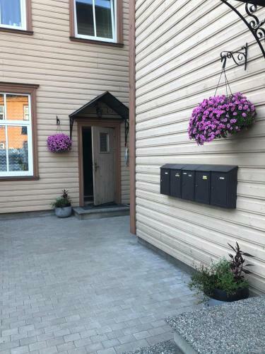 Spacious Holiday Apartment With Wifi And Parking