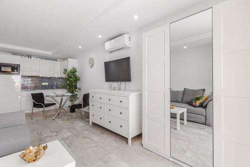 Tenerife Royal Gardens One Bedroom Apartment