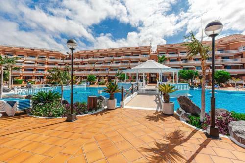 Tenerife Royal Gardens One Bedroom Apartment