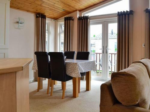 Kingfisher Lodge