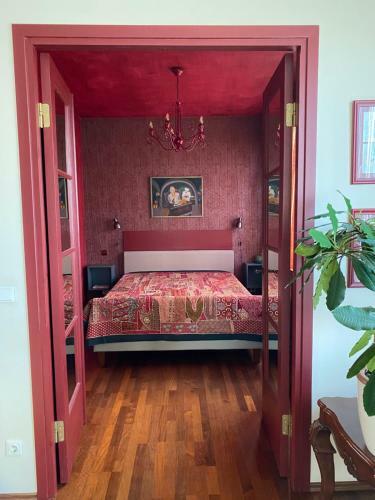 R�vala Boulevard Apartment