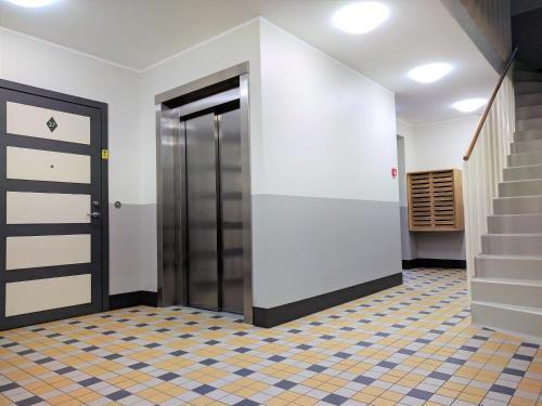 Royal Apartment C. R. Jakobsoni 7