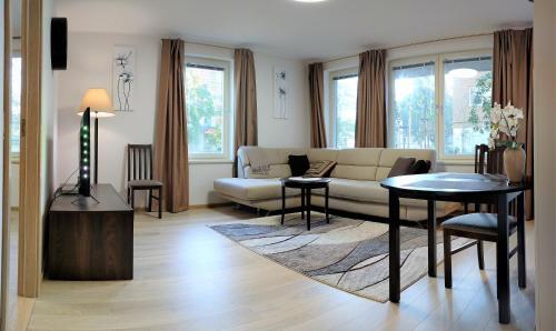 Royal Apartment C. R. Jakobsoni 7