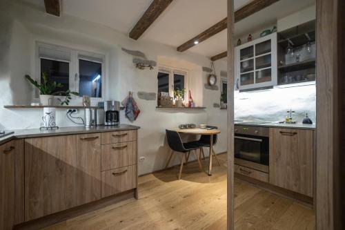 Like Home Apartments Salme 31
