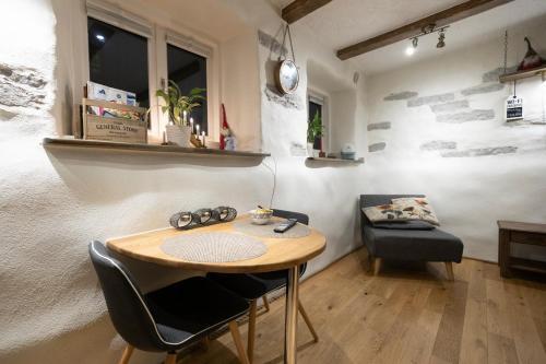 Like Home Apartments Salme 31