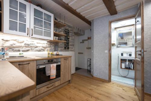 Like Home Apartments Salme 31