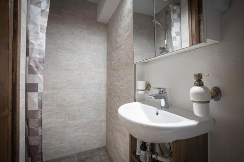 Like Home Apartments Salme 31
