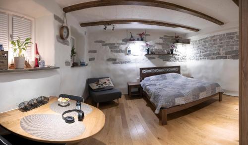 Like Home Apartments Salme 31