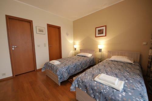 Airhome - Old Town View Apartment