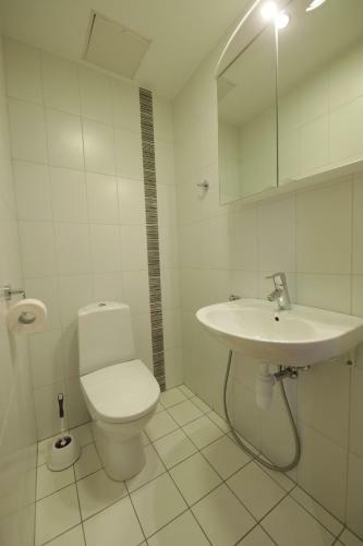Airhome - Old Town View Apartment