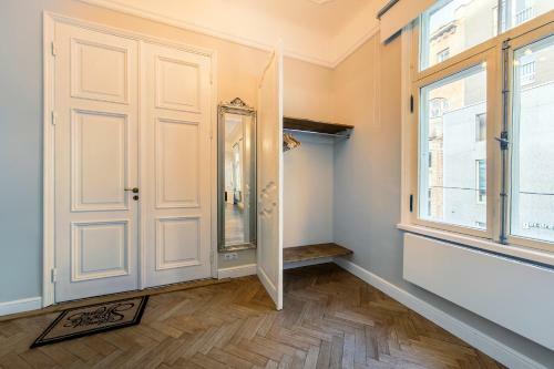 Modern History Apartment