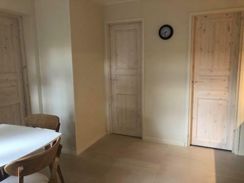N�mme Apartments