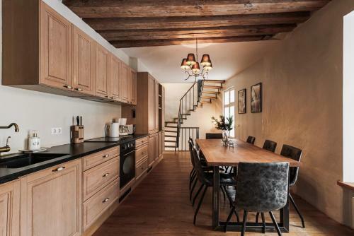 Airhome - Kuninga Apartment