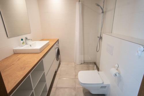 Nordic-style 1br Apartment With Tremendous Terrace