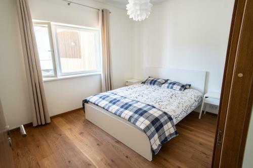 Nordic-style 1br Apartment With Tremendous Terrace
