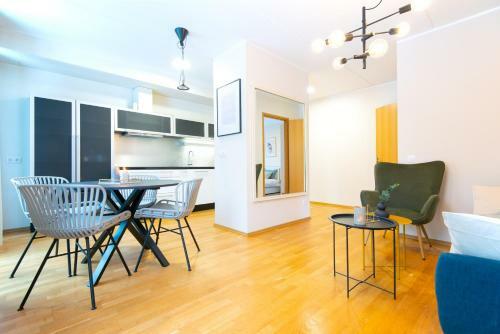 Fabulous Location Apartments