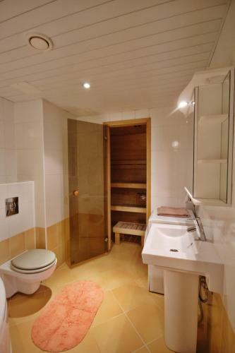 Fabulous Location Apartments