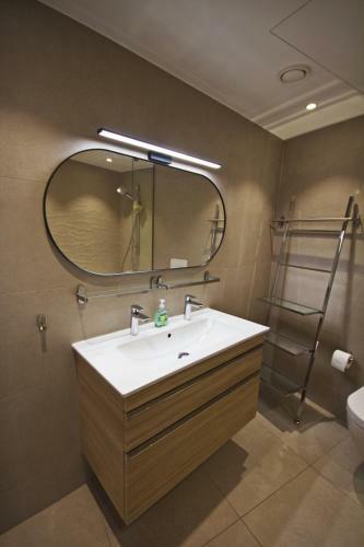 Fabulous Location Apartments