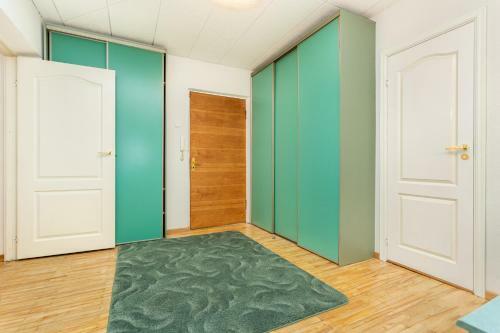 3 Room Central Apartment 90m2 Free Parking