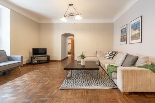 Old Town - Kohtu Apartment