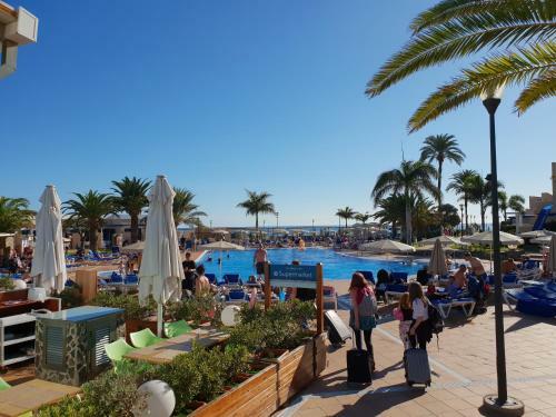 Apartamentos Playa Feliz