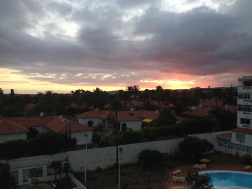 Apartment With A View - Playa Del Ingl�s, Taidia