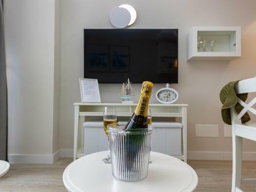Navy Style Friendly Apartment