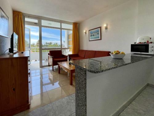 Seaview Friendly Apartment 8