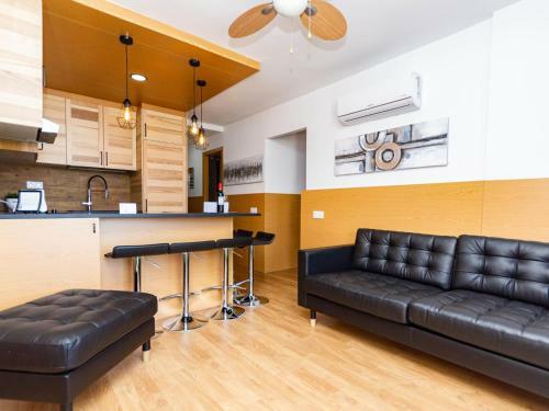 Slipper Friendly Apartment