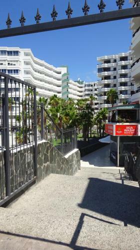 Slipper Friendly Apartment