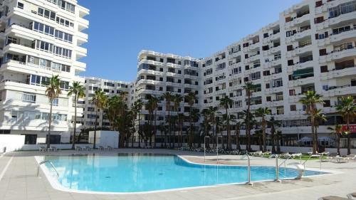 Coconut Friendly Apartment