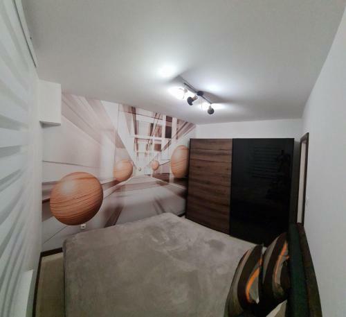 Raven Apartment