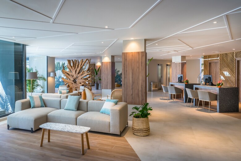 Hotel Barcel� Margaritas Royal Level