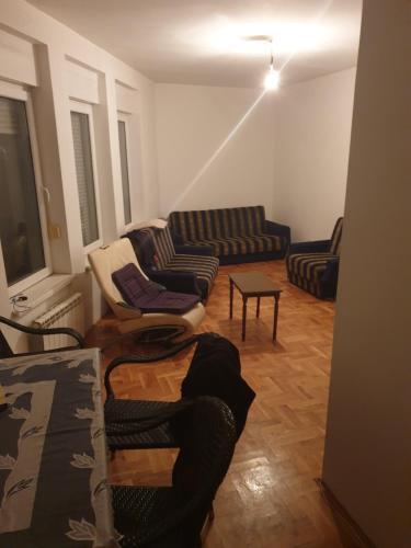Apartamento Vojvode Stepe-apartman