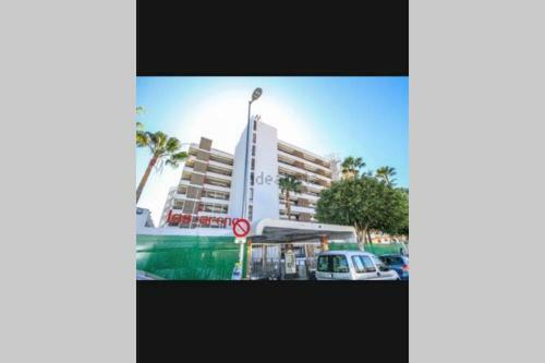 Yumbo Beach Apartment Perfect Location Free Fast Wifi
