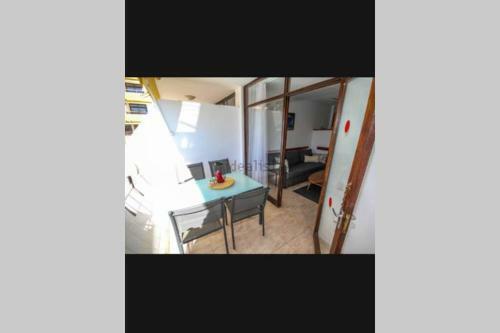 Yumbo Beach Apartment Perfect Location Free Fast Wifi