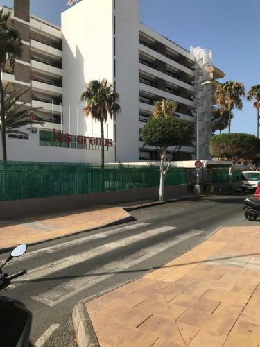 Yumbo Beach Apartment Perfect Location Free Fast Wifi