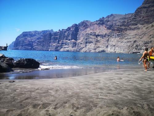 Apartamento Romantic Retreat With Marine View