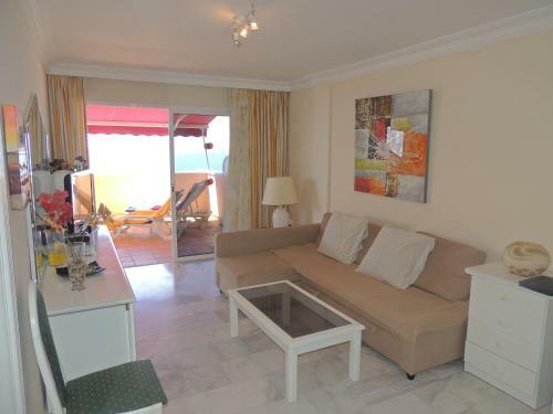 Apartamento Romantic Retreat With Marine View