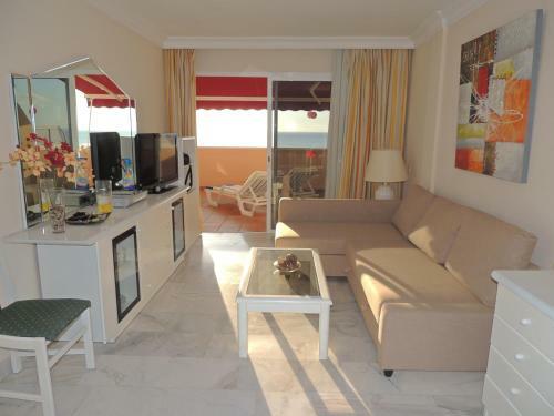 Apartamento Romantic Retreat With Marine View