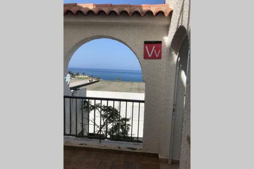 2 Bed 2 Bath Apartment In Tamara Fantastic Views!