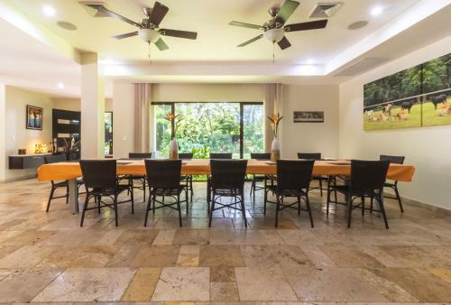 Hotel Rancho Haas