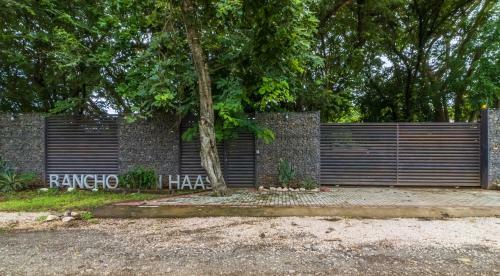 Hotel Rancho Haas