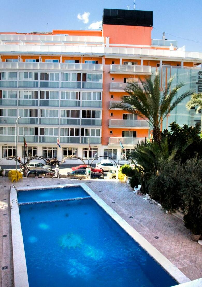 Hotel Sol Y Sombra