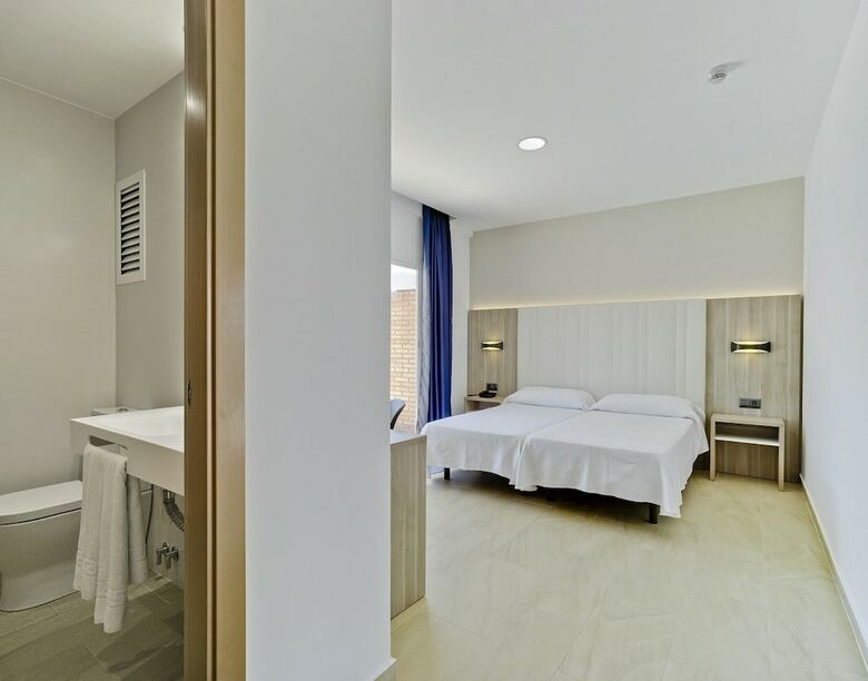 Hotel Bristol