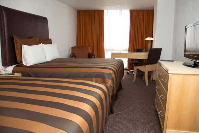 Hotel Sevilla Palace