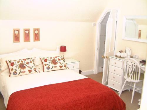 Hostal West Lodge Hotel